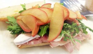 apple-sandwich