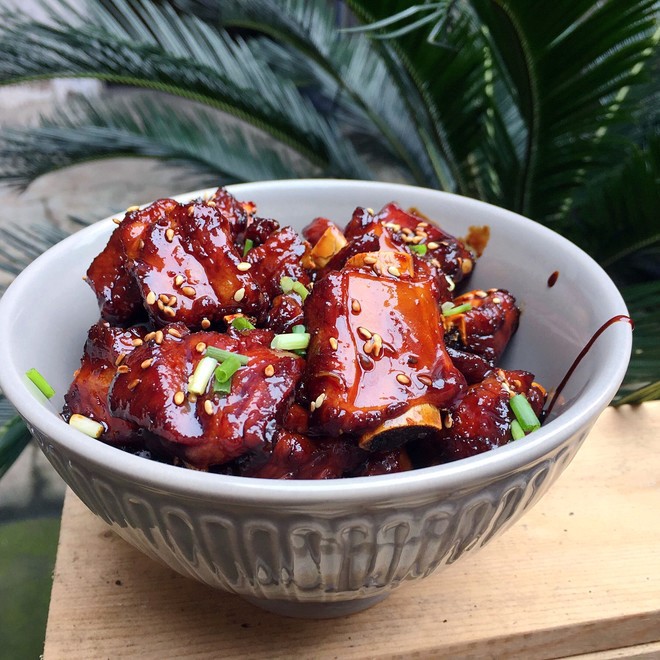 Joe’s Sweet ‘n Sour Spareribs