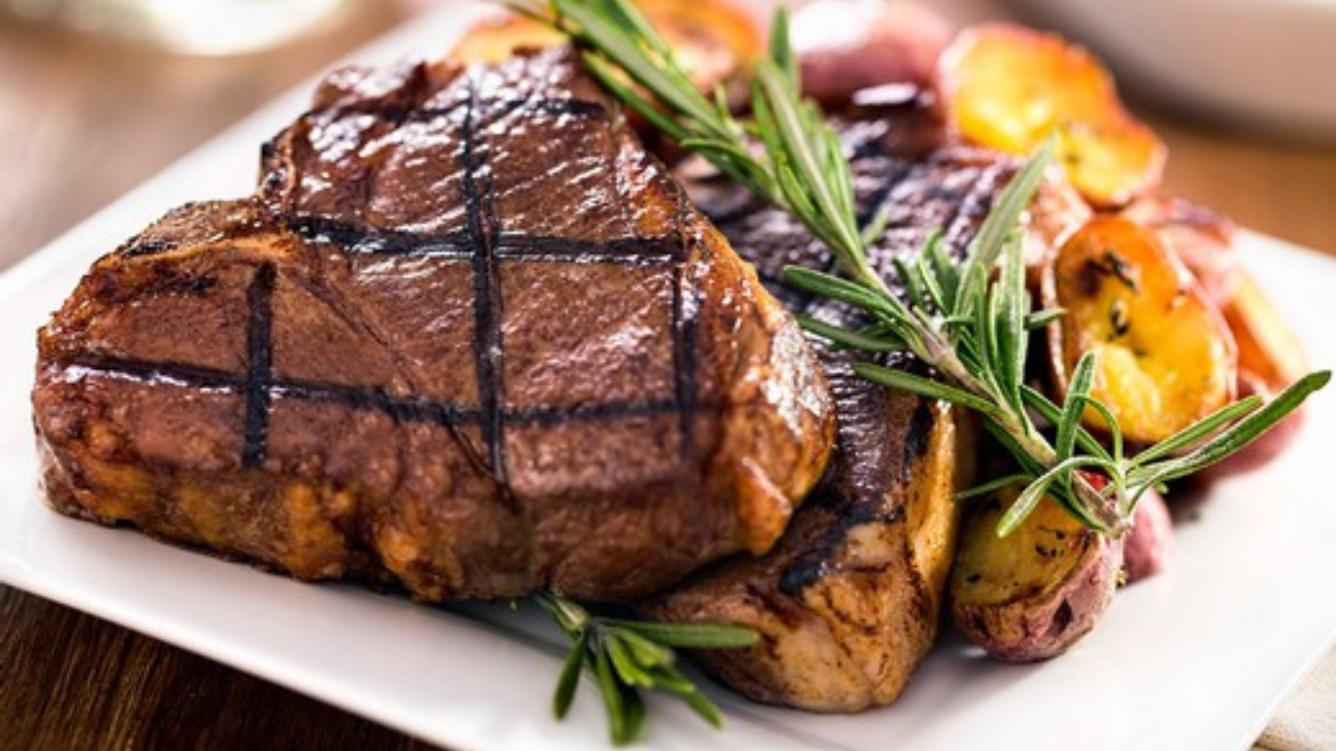 Grilled Lamb Loin Chops with Garlic and Rosemary