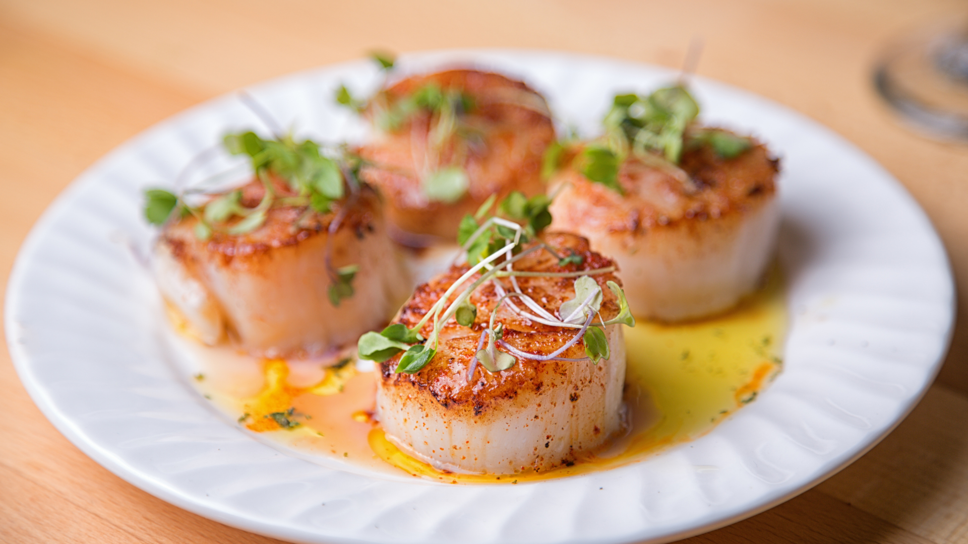 Seared U-10 Dry Scallops with Lemon Brown Butter Sauce
